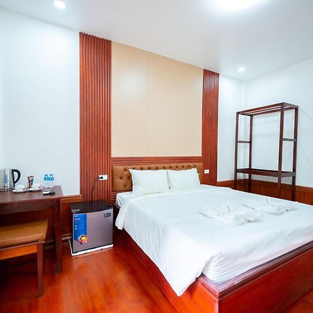 Vientiane Ruby Villa Hotel ภายนอก รูปภาพ