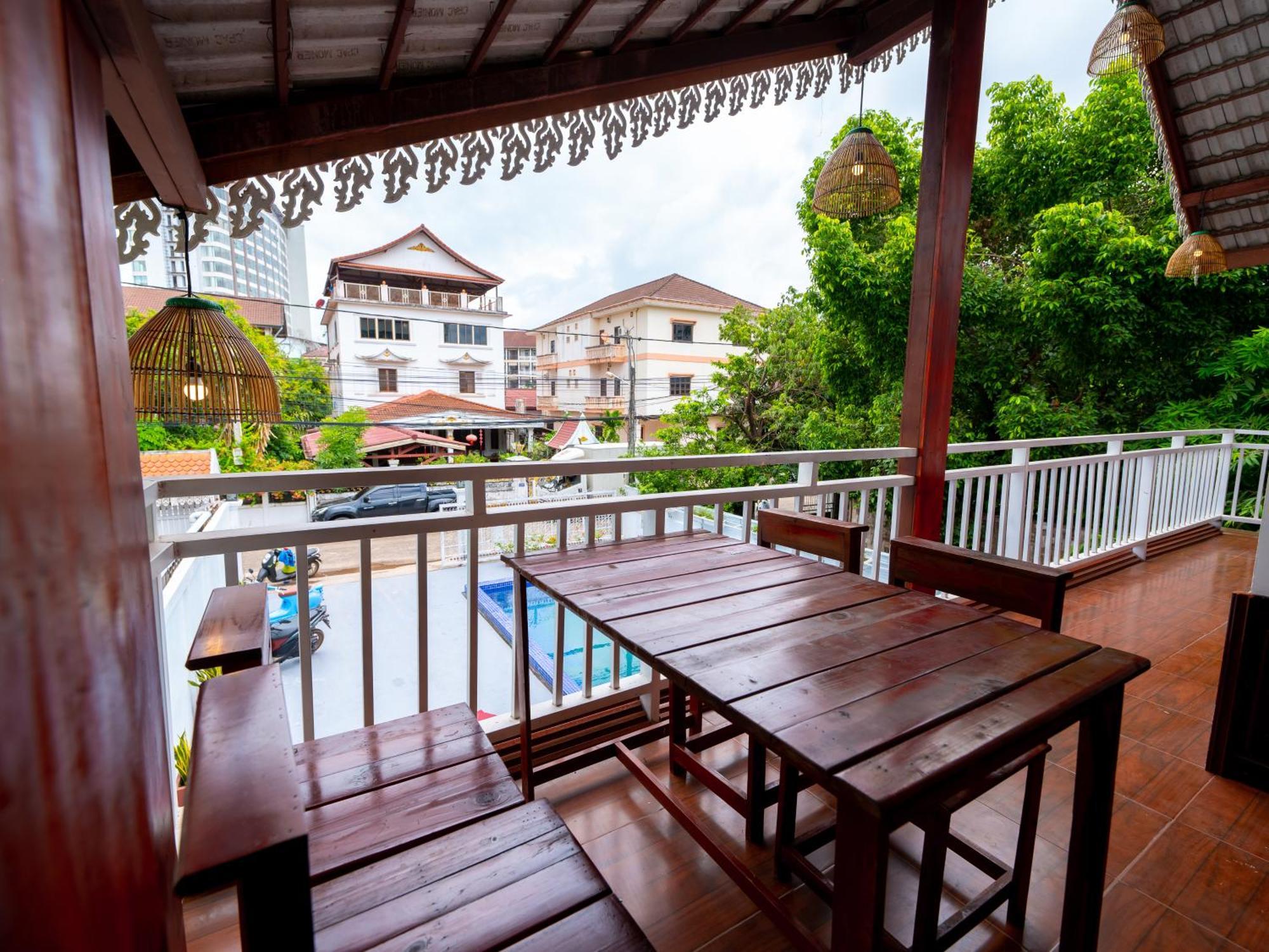 Vientiane Ruby Villa Hotel ภายนอก รูปภาพ