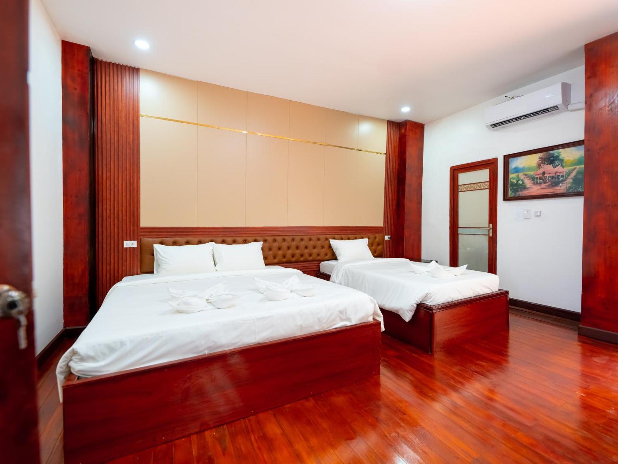 Vientiane Ruby Villa Hotel ภายนอก รูปภาพ